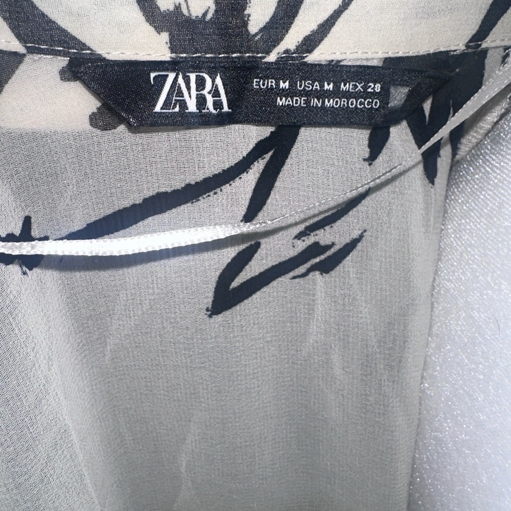 Zara Women’s Sheer Ivory Floral Chiffon Blouse  Size M - Picture 5 of 6